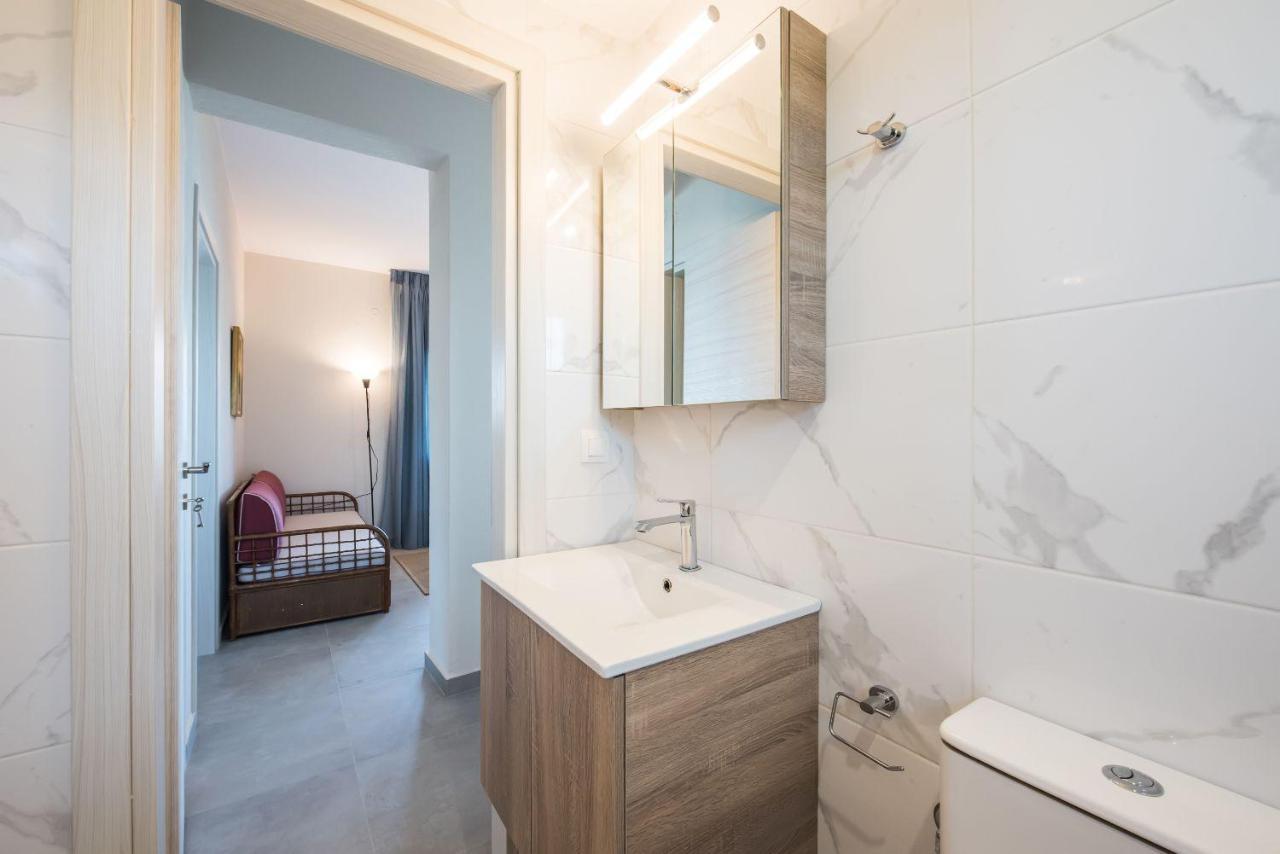 Nereus & Oceanus Beachfront Apartments, Lagonisi Beach #Feelslikehome Ormos Panagias Exterior photo