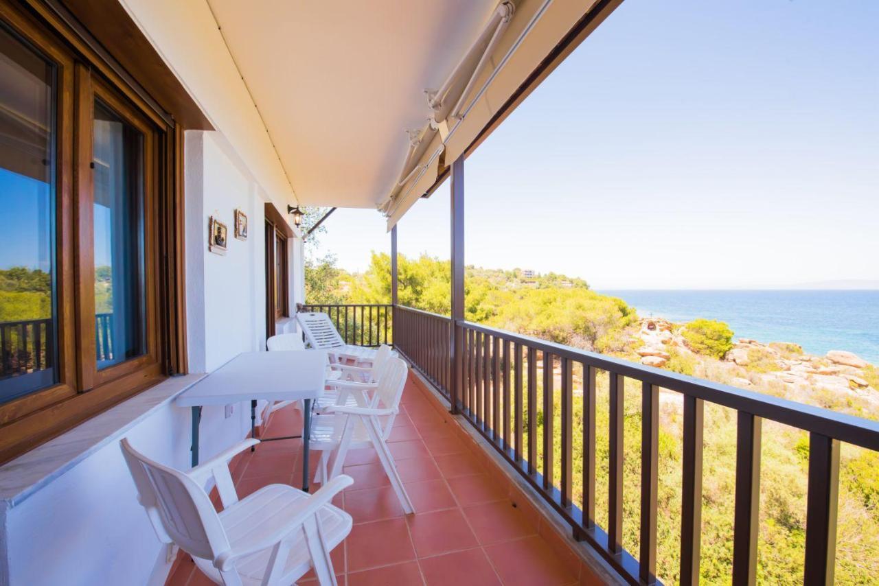 Nereus & Oceanus Beachfront Apartments, Lagonisi Beach #Feelslikehome Ormos Panagias Exterior photo